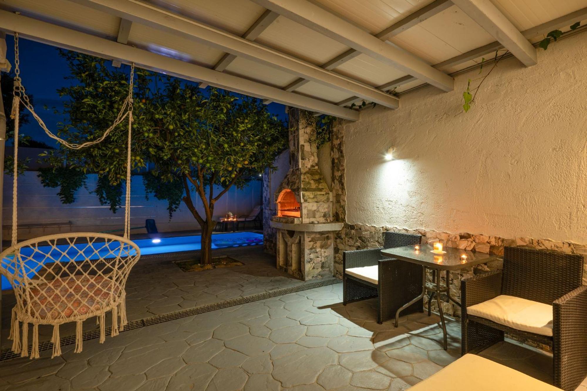 Luxury Just For 2 Villa