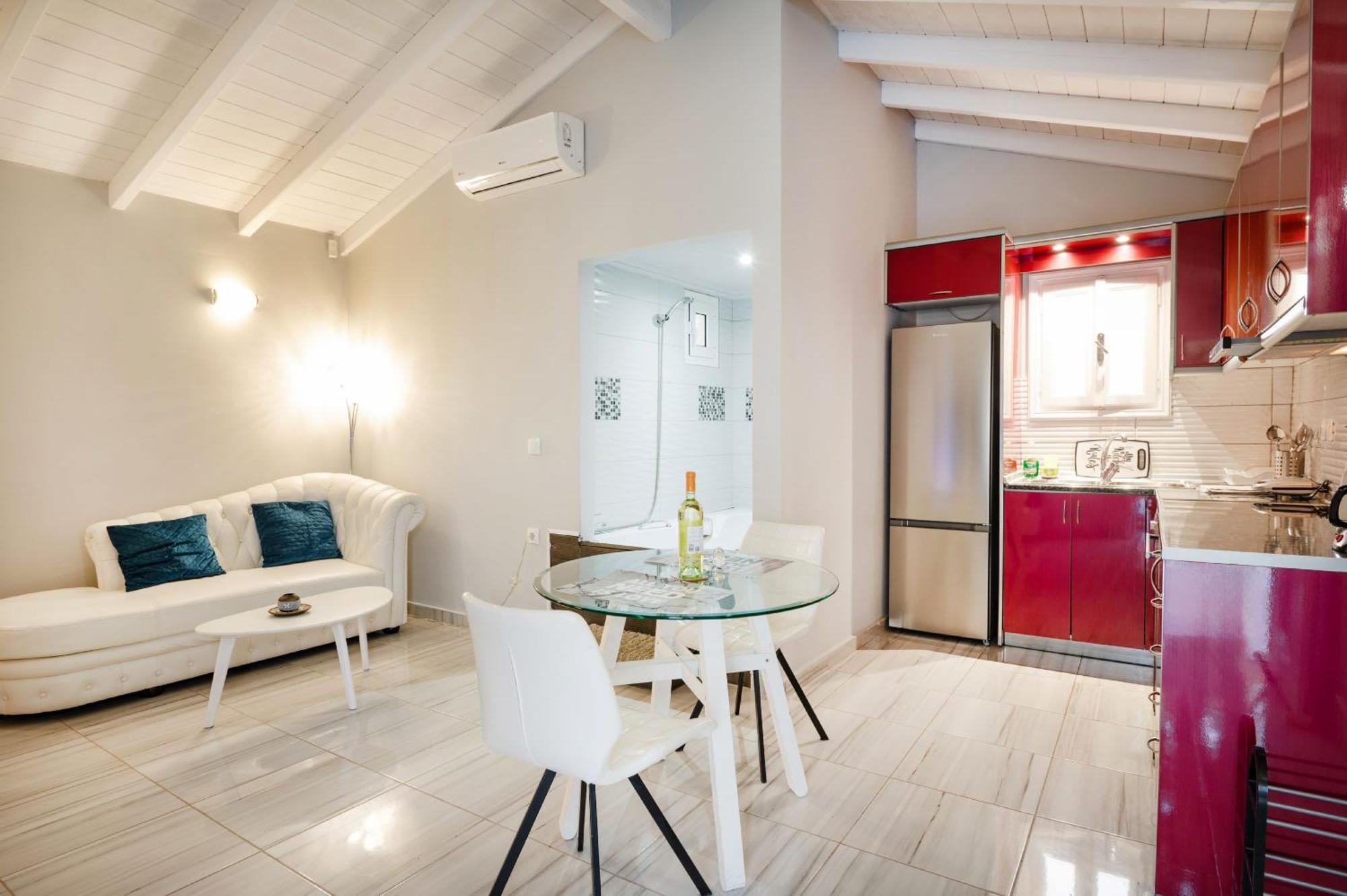 Luxury Just For 2 * Halikounas